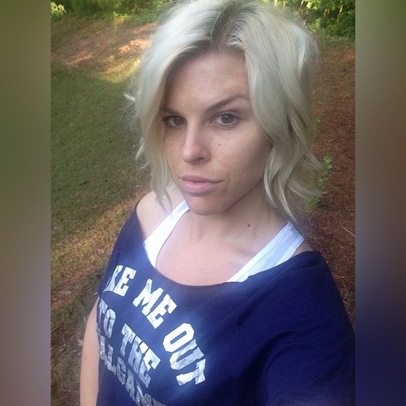 Victoria’s Secret PINK New York Yankees Navy Cropped Top - Picture 2 of 16